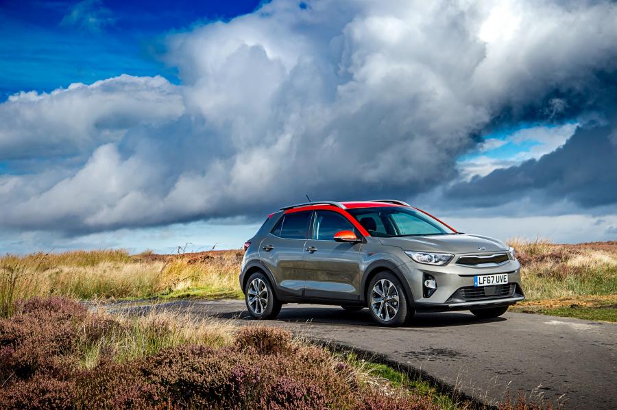  Kia Stonic First Edition 2017 года  (UK) (фото 19 из 48)